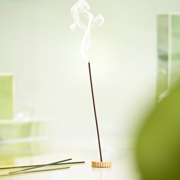 Oribe - Incense - Suitsuke